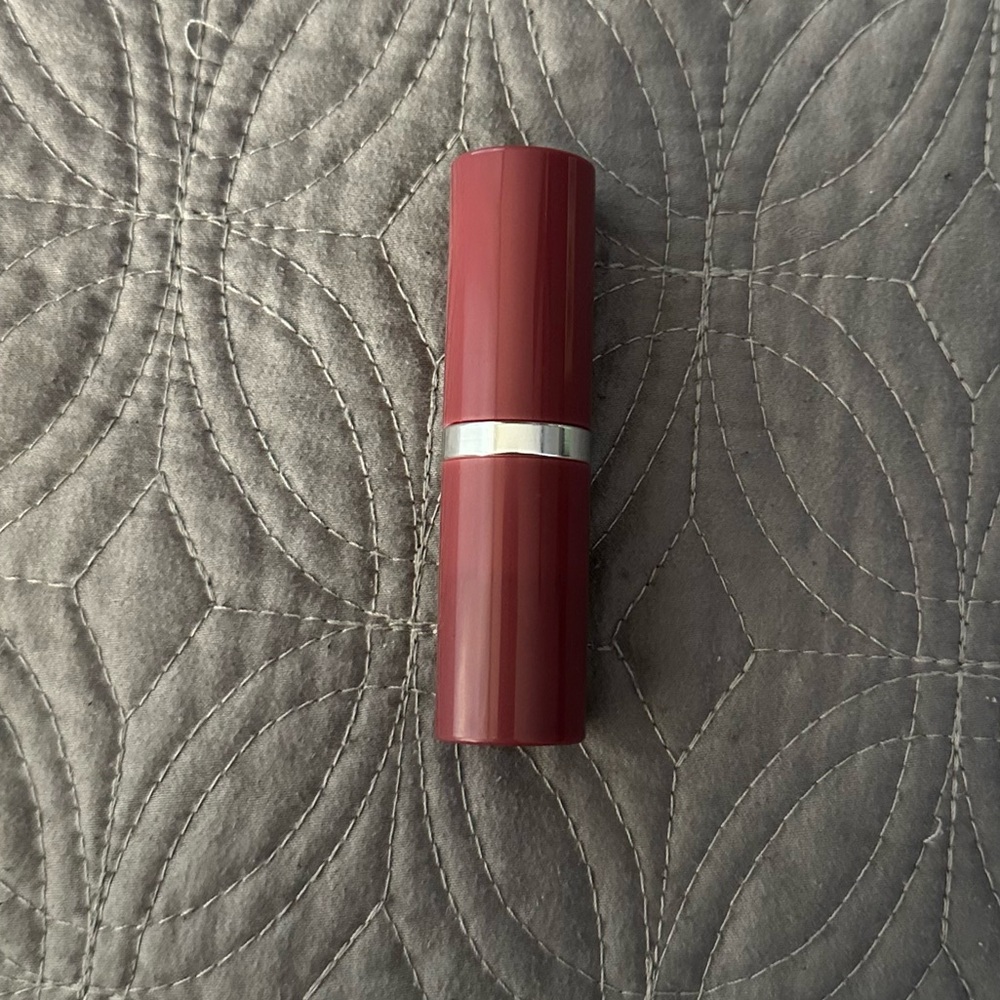 New Clinique Pop Lip Color + Primer Lipstick in “Love Pop”